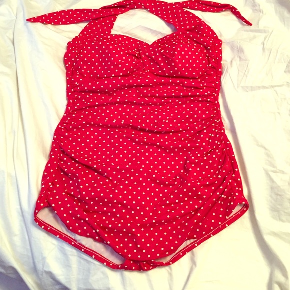 Cute retro style swimsuit.