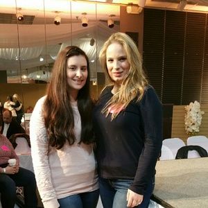 Meet your Posher, Laura