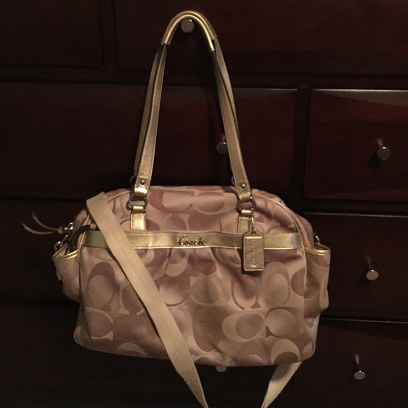 COACH diaper bag w changing pad, excellent cond.