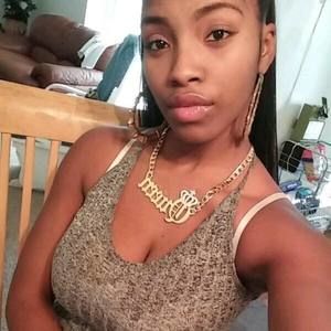 Meet your Posher, Adailis