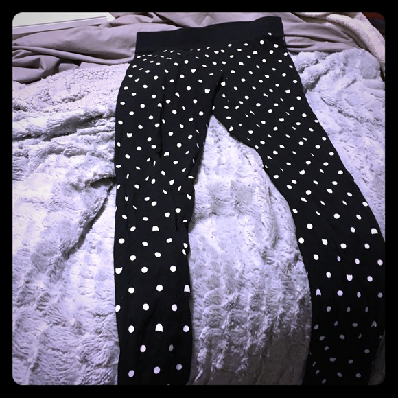 Ae tee xs  and new  leggings forever 21 small 💋