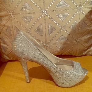 Size 7.5 Silver Sparkle Heels from Aldo