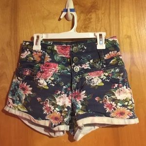 Floral high waisted shorts