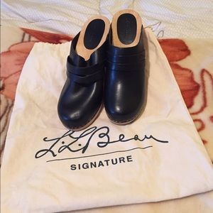 L.L. Bean clogs