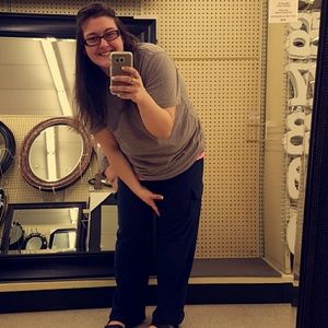 Meet your Posher, Lynsey