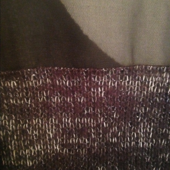 Light Chic Knit Top - Picture 2 of 4