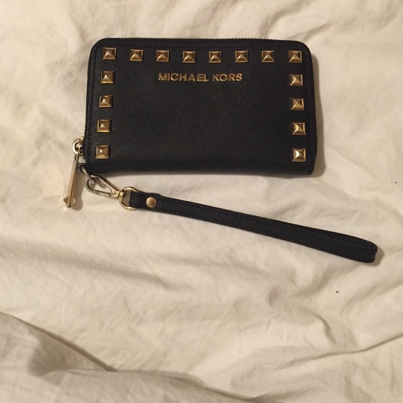 Michael Kors Wristlet