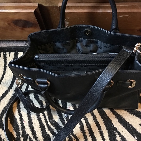 Michael Kors Handbag - Picture 2 of 2