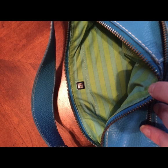 Gap shoulder bag - Picture 2 of 4