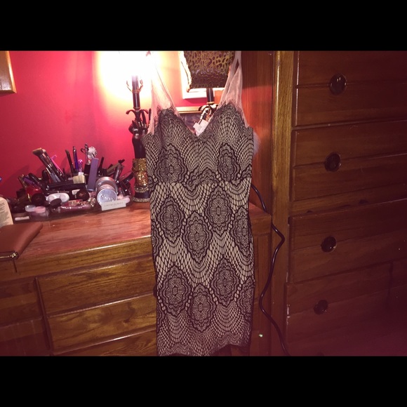 Dress - Picture 2 of 2