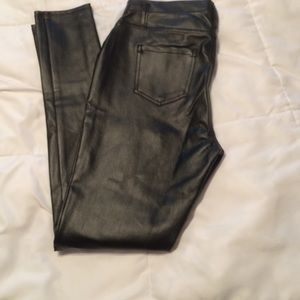 Size 8-10 medium slim fit