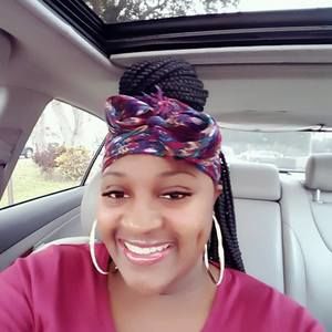 Meet your Posher, Alicia