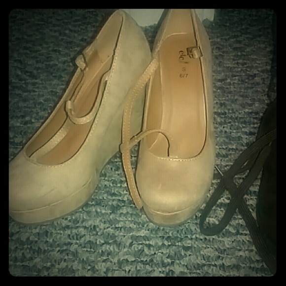 Rue 21 high heel wedge