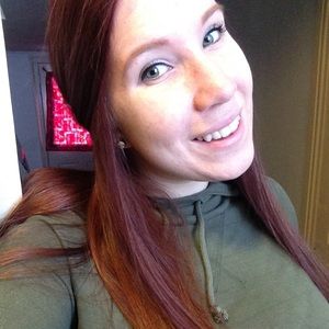 Meet your Posher, Emma