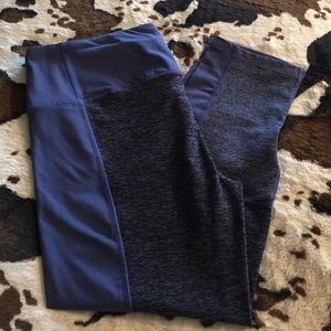 VS large sport crop. NWOT