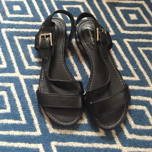 Black flat strap sandals