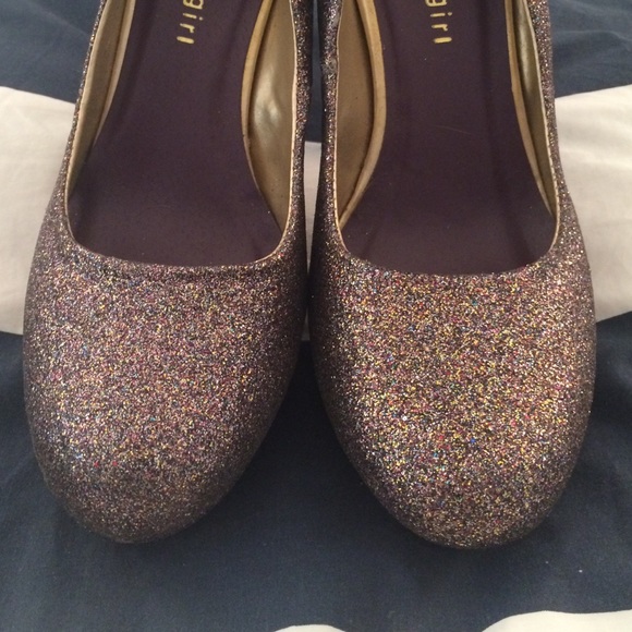 Steve Madden Glitter Pumps - Picture 2 of 4