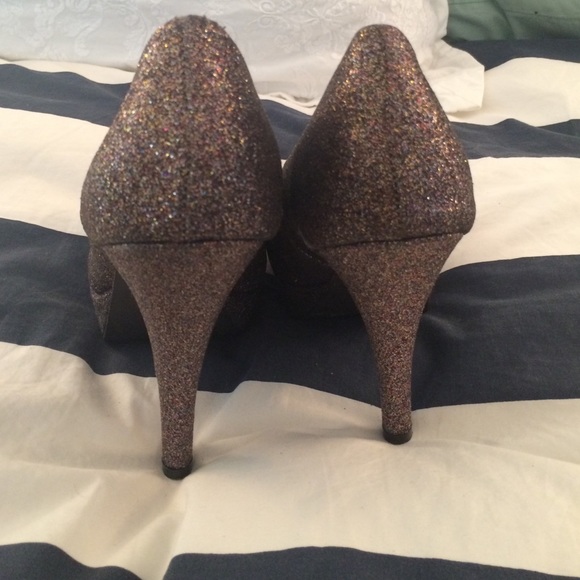 Steve Madden Glitter Pumps - Picture 3 of 4