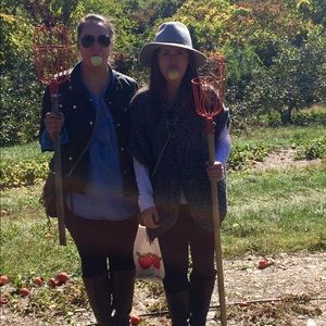 Meet your Posher, Laura