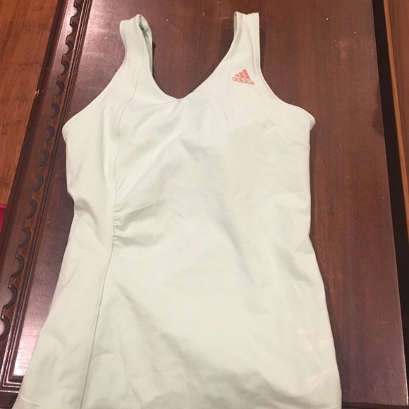 Workout top!