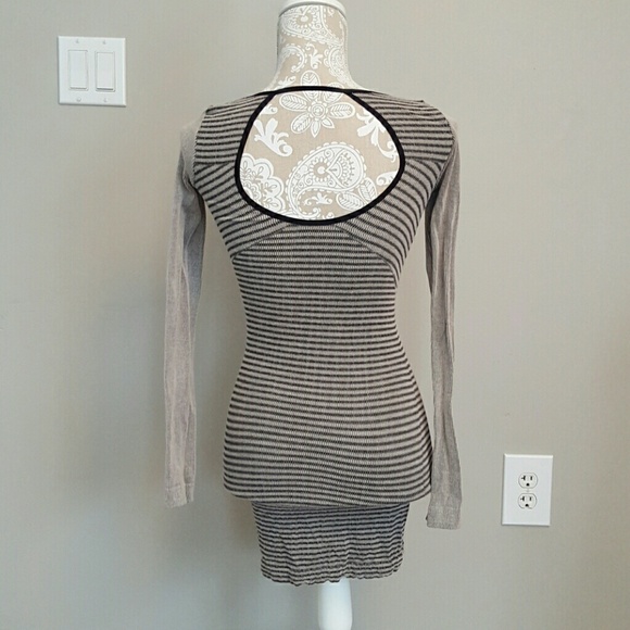 Long top - Picture 2 of 2