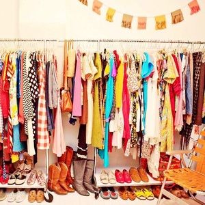 📢 💜CLOSET CLEAN-OUT SALE! 💜🔈