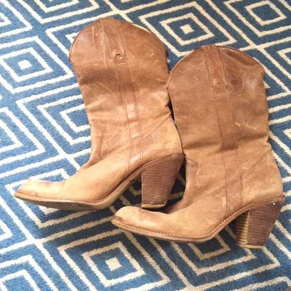 Classic cowboy boots!