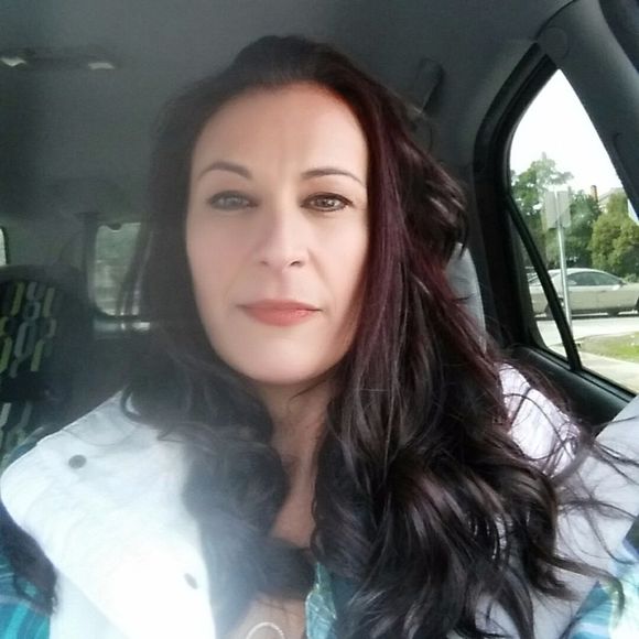 Meet your Posher, Gina - Picture 3 of 3