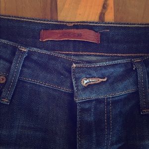 "The Honey Skinny" (curvy skinny) Joe's Jeans