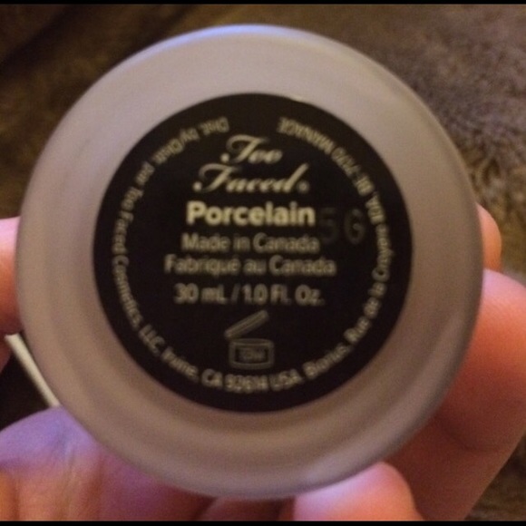 *SOLD* Too Faced Born This Way Foundation - Picture 2 of 3