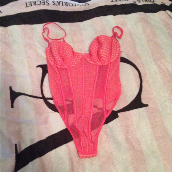 brand new vs lingerie