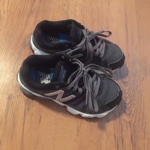 Toddler new balance size 10.5 EUC