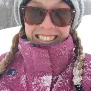 Meet your Posher, Courtney