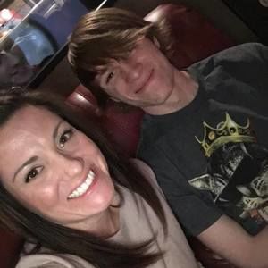 Meet your Posher, Angie