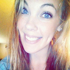 Meet your Posher, Sabrina