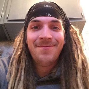 Meet your Posher, Asron