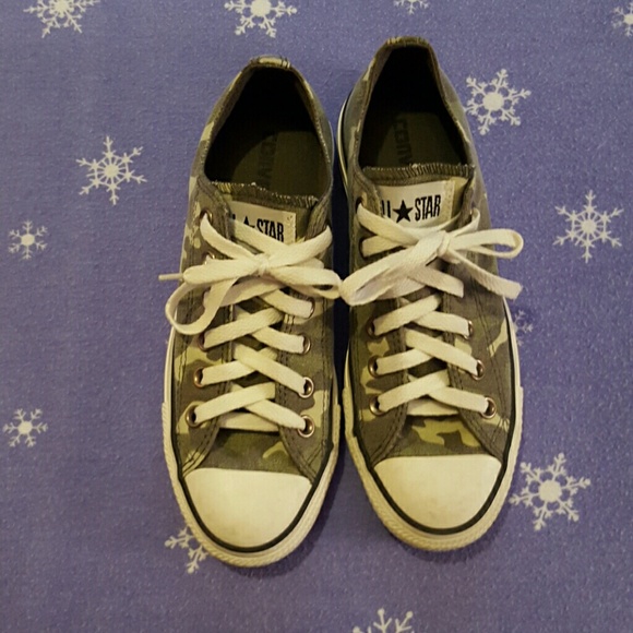 Camo converse