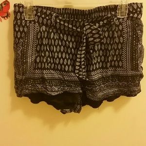 Bohemian shorts