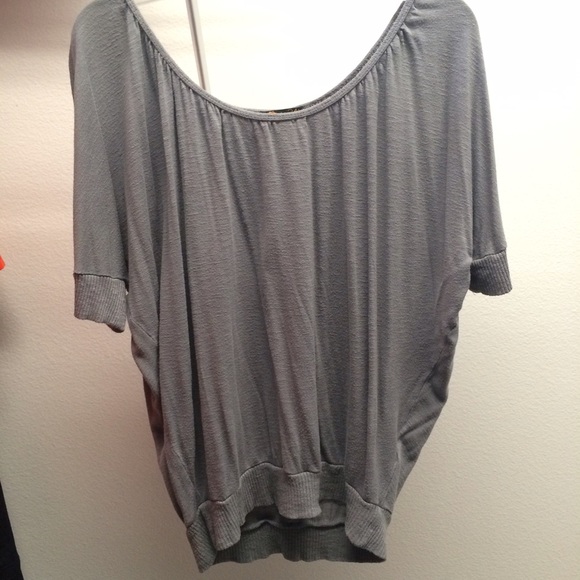 5 for $10 Slouchy batwing shirt