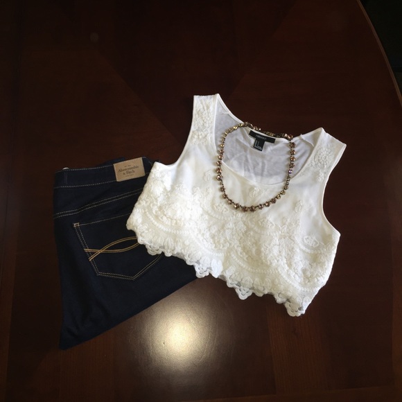 Forever 21 Lace Tank Size S NWOT - Picture 2 of 2