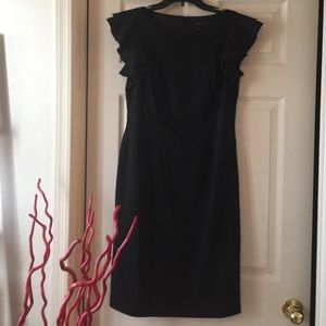 Ruffle sleeve career dress