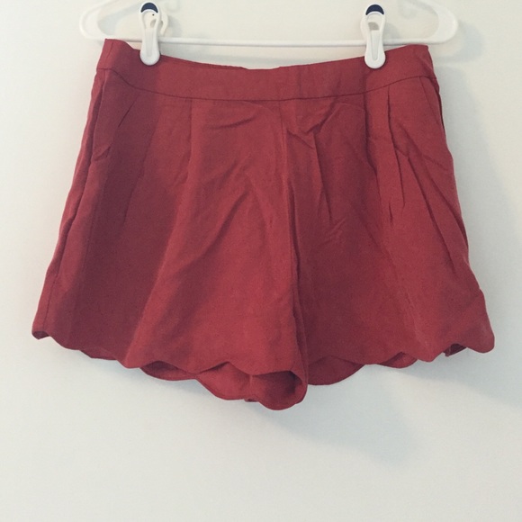 Kloe Boutique Scallop Shorts