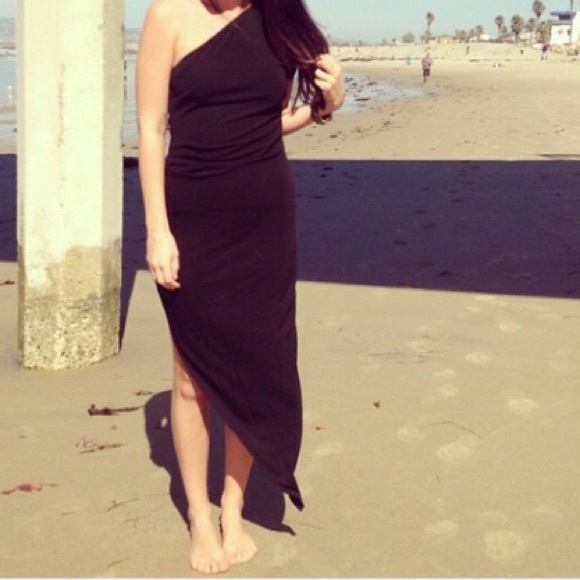 🔥1 SHOULDER BLACK ASYMMETRICAL EVENING DRESS🔥NWT