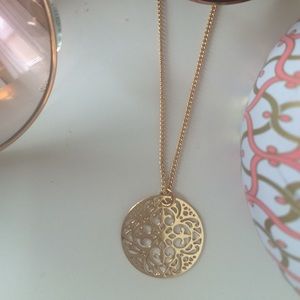 Charming Charlie Pretty Gold Necklace