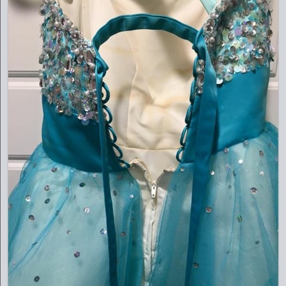 Prom Dress - Picture 3 of 3