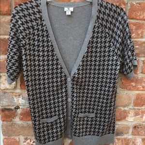 Short-Sleeved Houndstooth Cardigan with Pockets
