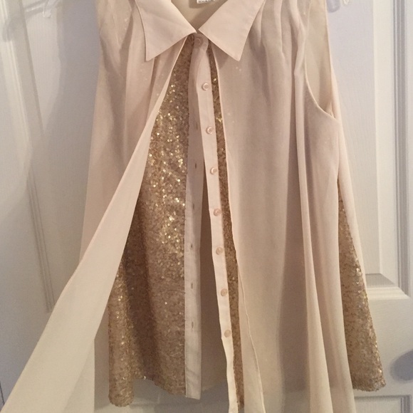 Collared button down - Picture 2 of 3