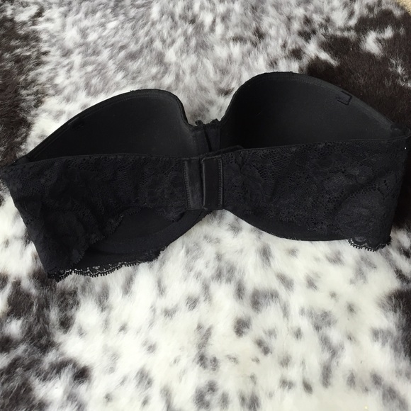 NWOT strapless Victoria's Secret bra - Picture 2 of 2