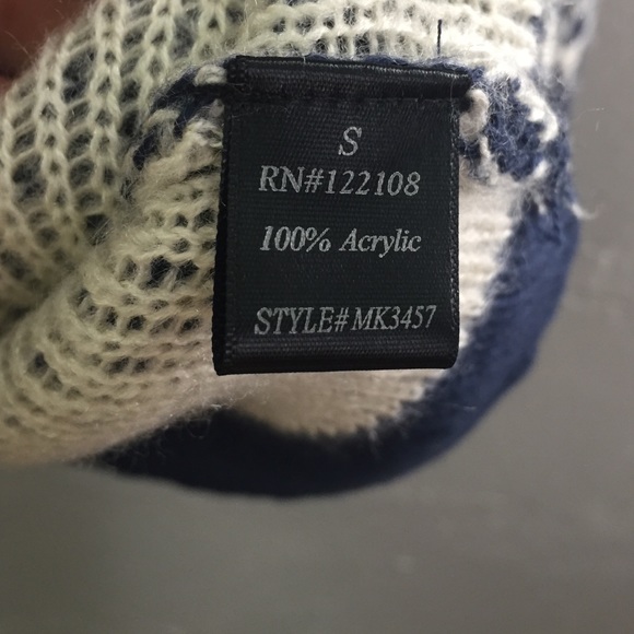 Navy and cream reindeer sweater - Picture 3 of 3