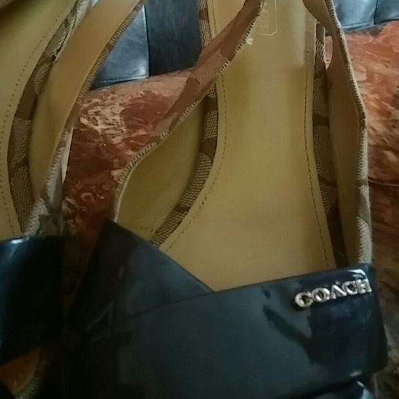 Authentic Coach wedge Sandal - Picture 2 of 3